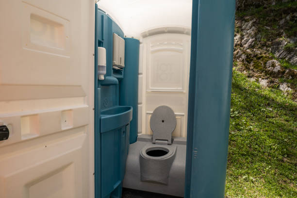 Best Portable restroom trailer rental  in Everman, TX